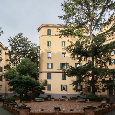 Guesthost - Flaminio Vintage Loft Perin Del Vaga Apartmán